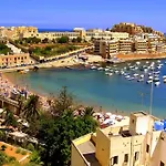 Charming Studio Close To The Promenade