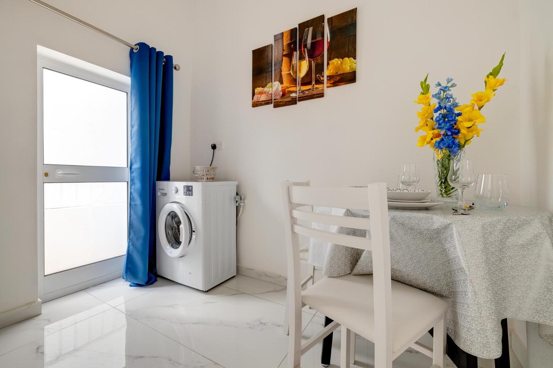 Charming Close To The Promenade *
